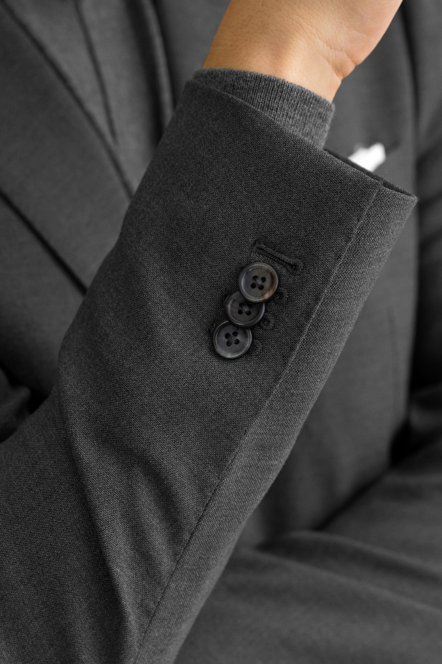 Classic Dark Grey Two-Piece Suit - Image 6