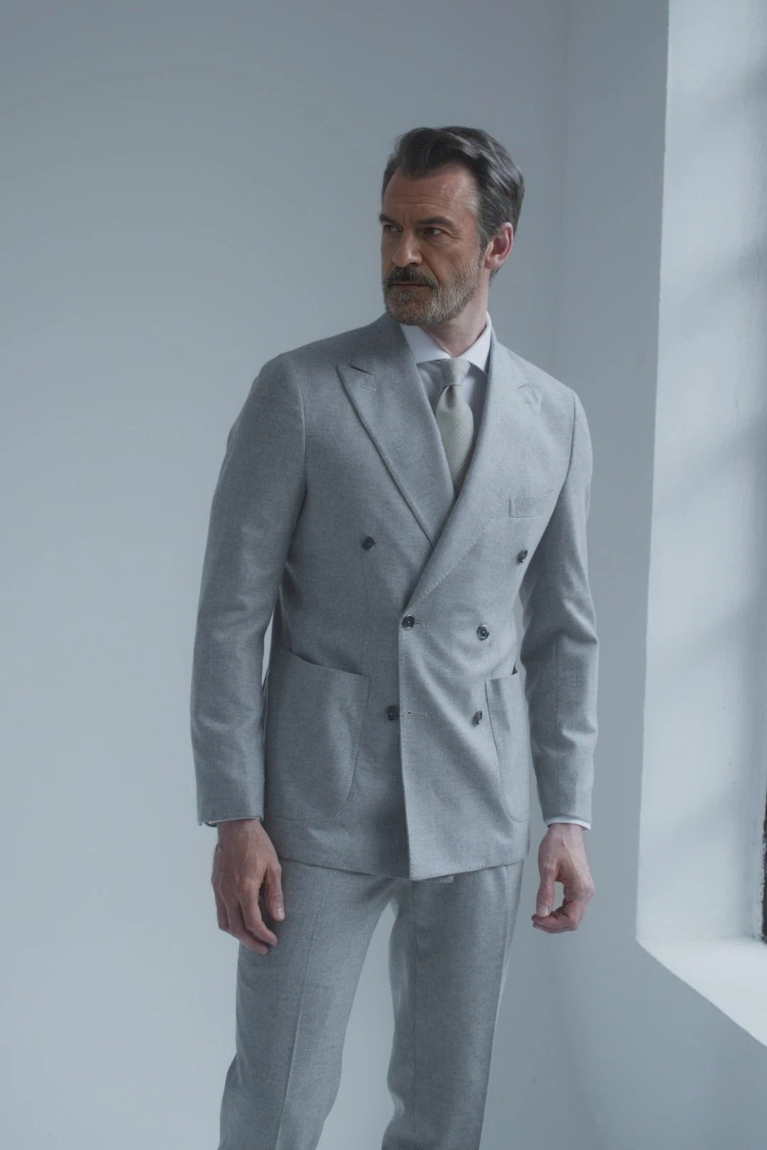 Silver Regent Three-Piece Suit - Image 6